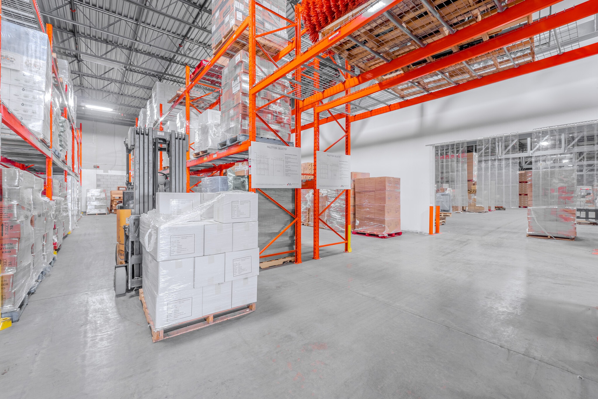 2001 Boul Des Sources, Pointe-claire, QC à louer Photo intérieure– Image 1 sur 10