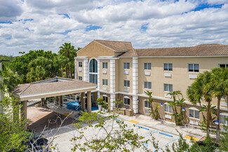 Plus de détails pour 2485 Metrocentre Blvd, West Palm Beach, FL - Hôtellerie à vendre
