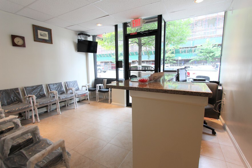 532 Tinton Ave, Bronx, NY à louer - Photo intérieure – Image 3 sur 12