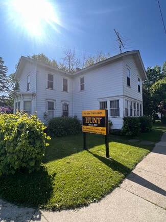 Plus de détails pour 110 S Transit St, Lockport, NY - Logement à vendre