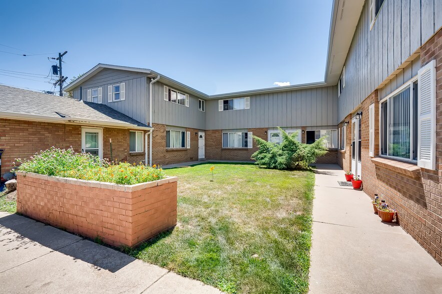 10900 W 44th Pl, Wheat Ridge, CO à vendre - Photo principale – Image 1 sur 27