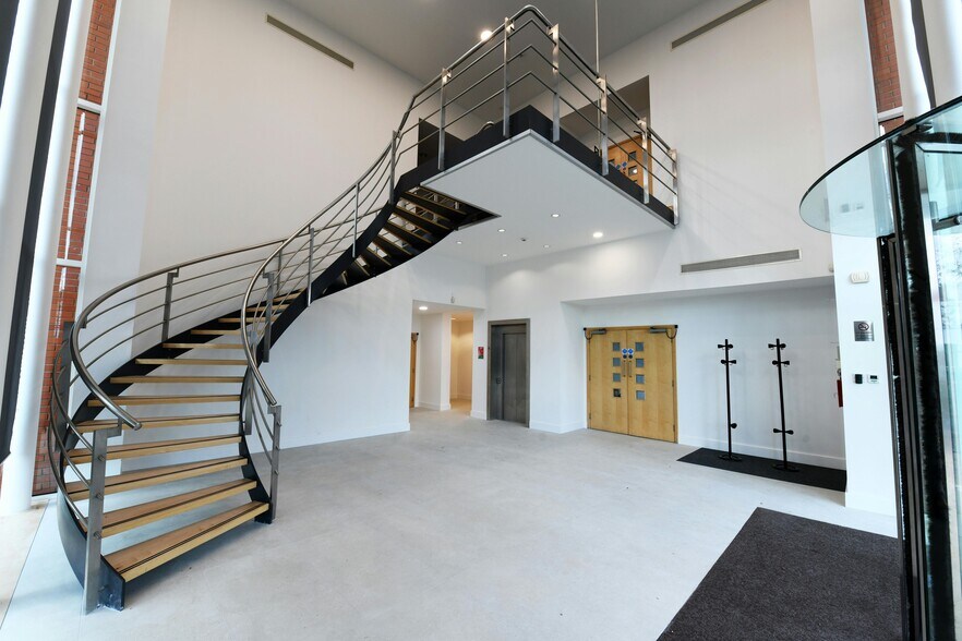 Starley Way, Birmingham à louer - Photo de l’immeuble – Image 2 sur 19