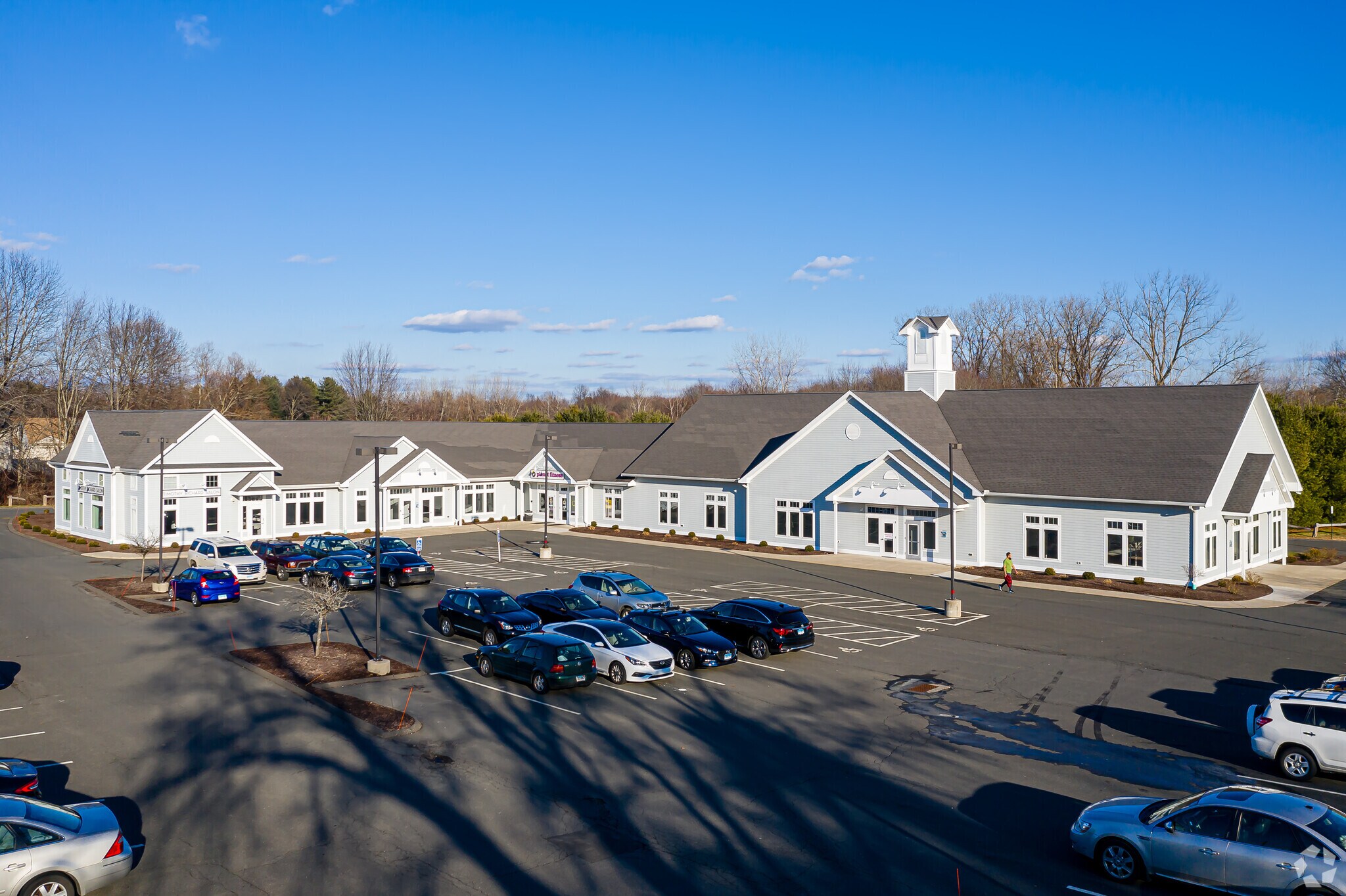 10 East St, East Granby, CT à louer Photo principale– Image 1 sur 11