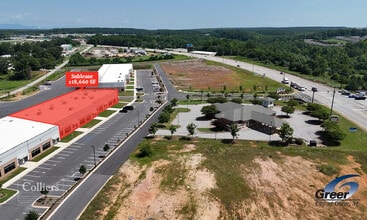 2750 S Highway 14, Greer, SC à louer Photo de l’immeuble– Image 1 sur 9