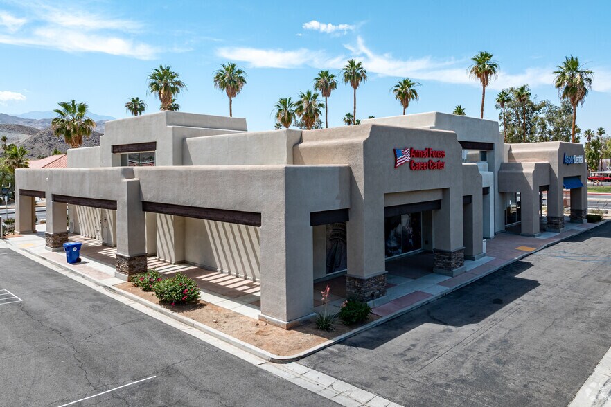 44100 Town Center Way, Palm Desert, CA à vendre - Photo de l’immeuble – Image 3 sur 6