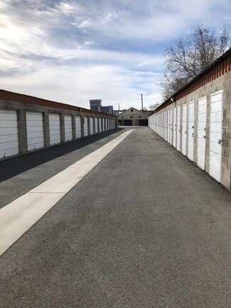 Plus de détails pour 226 Linden St, Reno, NV - Industriel/Logistique à louer