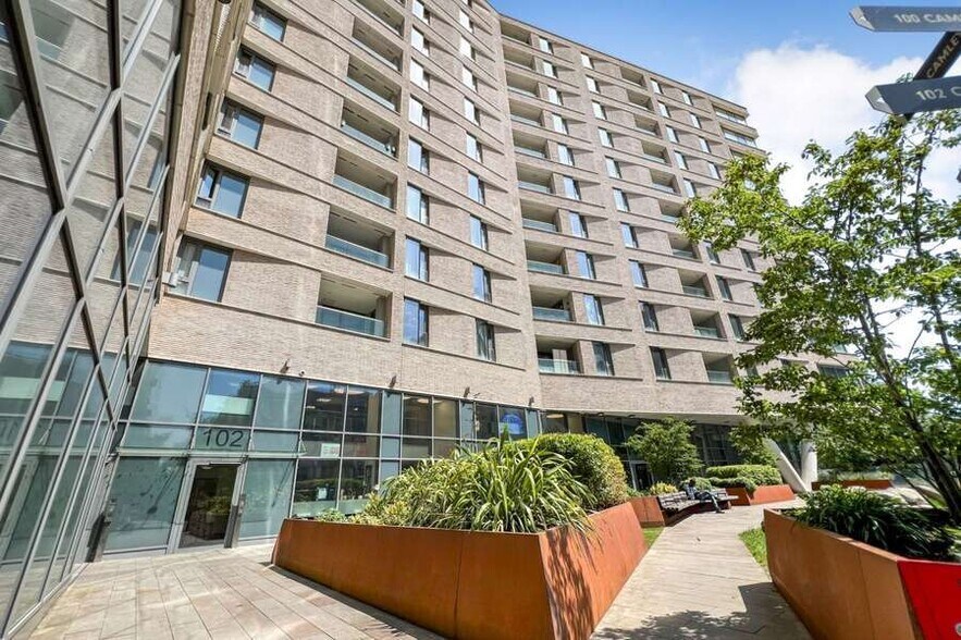 102 Camley St, Londres à vendre - Photo de l’immeuble – Image 2 sur 10