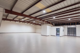15100 Lee Rd, Humble, TX à louer Photo intérieure– Image 2 sur 8