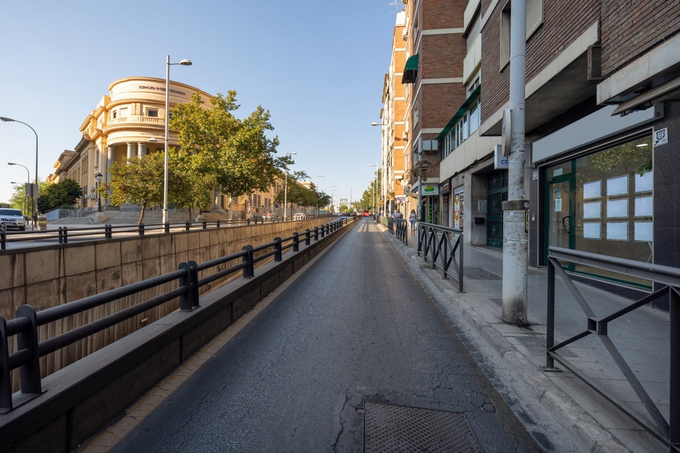 Local commercial dans Granada à vendre Photo de l’immeuble– Image 1 sur 16