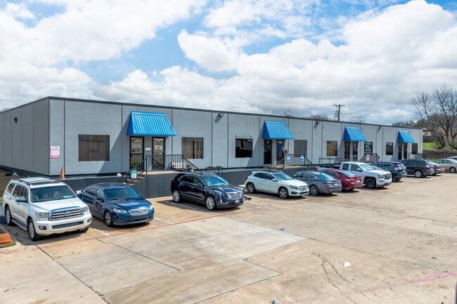 Plus de détails pour 1510 Randolph St, Carrollton, TX - Local d'activités, Industriel/Logistique à louer