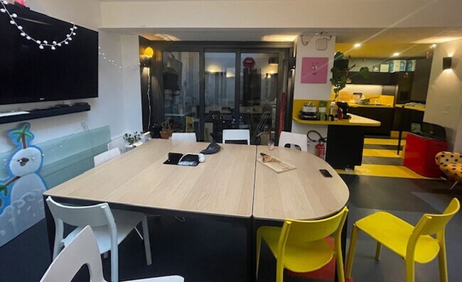 Plus de détails pour 27 Rue Froidevaux, Paris - Logement à vendre