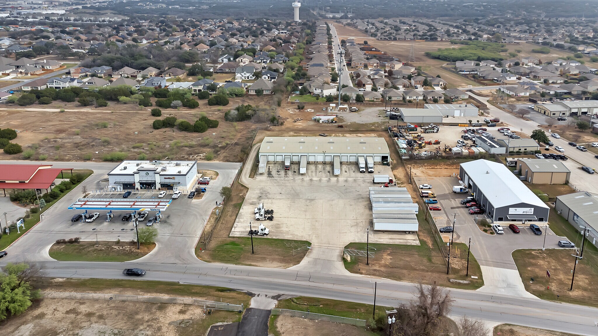 15116 E FM 1518 N, Selma, TX à louer Photo de l’immeuble– Image 1 sur 13