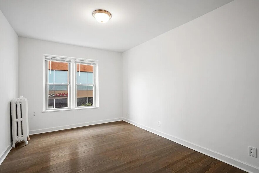 1800 N Farwell Ave, Milwaukee, WI à vendre - Photo intérieure – Image 3 sur 5