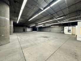 Naomi Freeway Distribution - immobilier d'entreprise