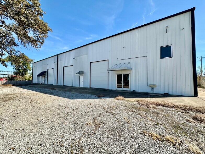 3015 S Burleson Blvd, Burleson, TX à vendre - Photo de l’immeuble – Image 2 sur 35