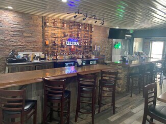 Plus de détails pour 1 N. Main St., Chrisney, IN - Local commercial à vendre