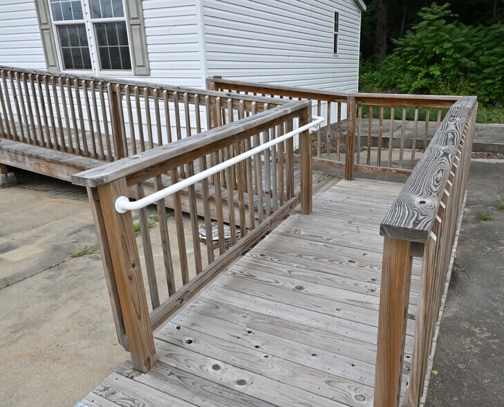 31 Walnut Bottom Rd, Shippensburg, PA à louer - Photo de l’immeuble – Image 3 sur 7
