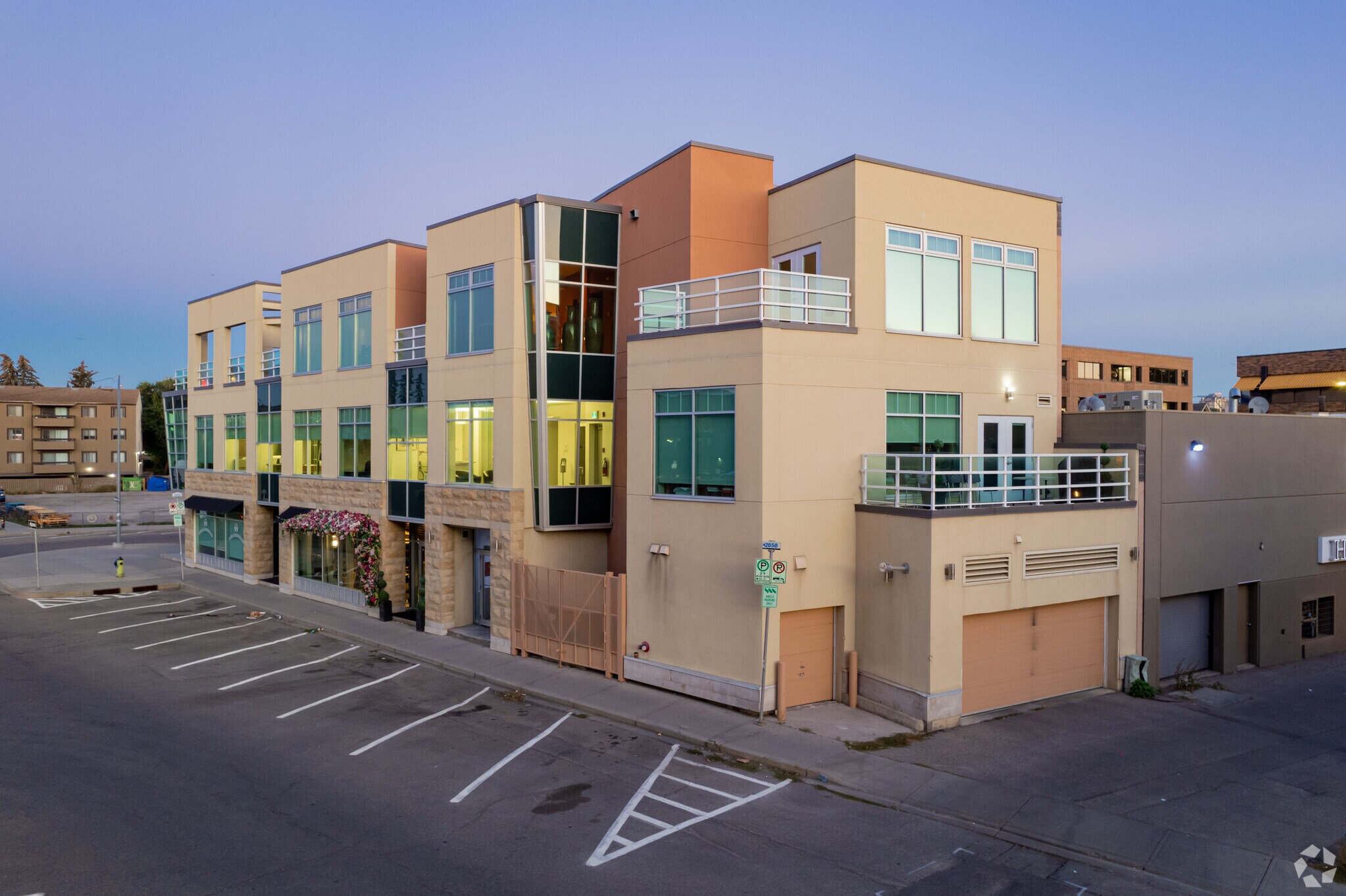 1170 Kensington Cres NW, Calgary, AB à louer Photo principale– Image 1 sur 17