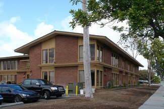 Plus de détails pour 1442 Irvine Blvd, Tustin, CA - Bureau à louer