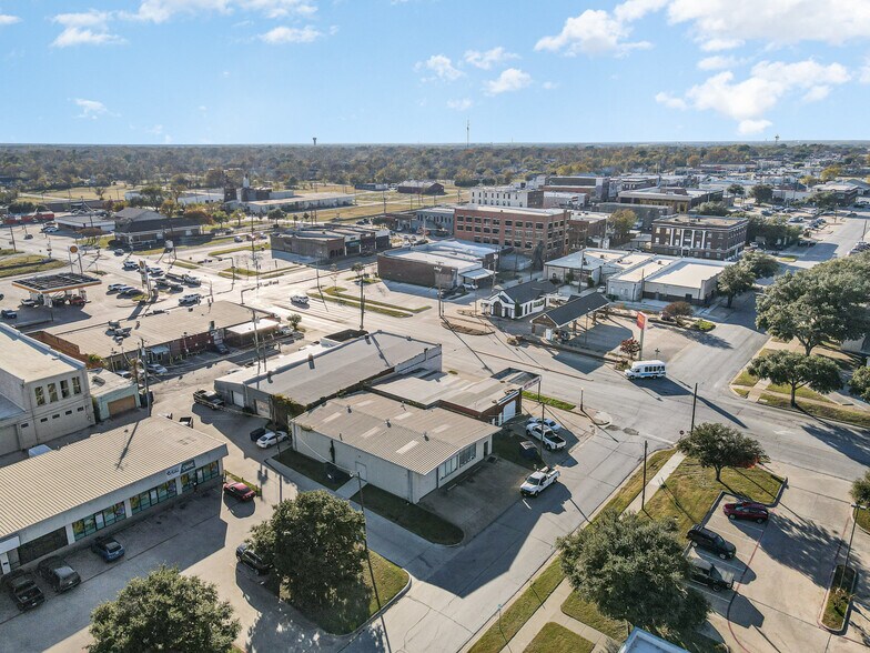302 E Nash St, Terrell, TX à vendre - Aérien – Image 2 sur 22