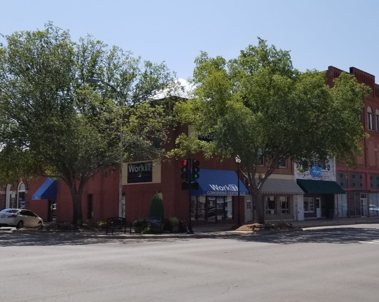 901 S Main St, Stillwater, OK à louer Photo principale– Image 1 sur 10