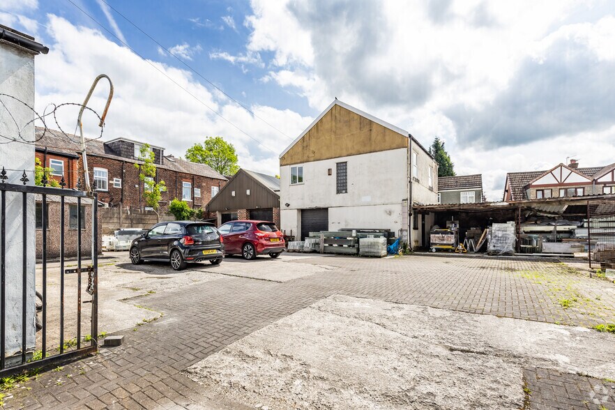 170 Lodge Ln, Hyde à louer - Photo de l’immeuble – Image 3 sur 3
