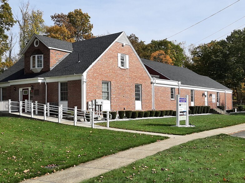 2 Crane Park Dr, Wilbraham, MA à louer - Photo de l’immeuble – Image 1 sur 33