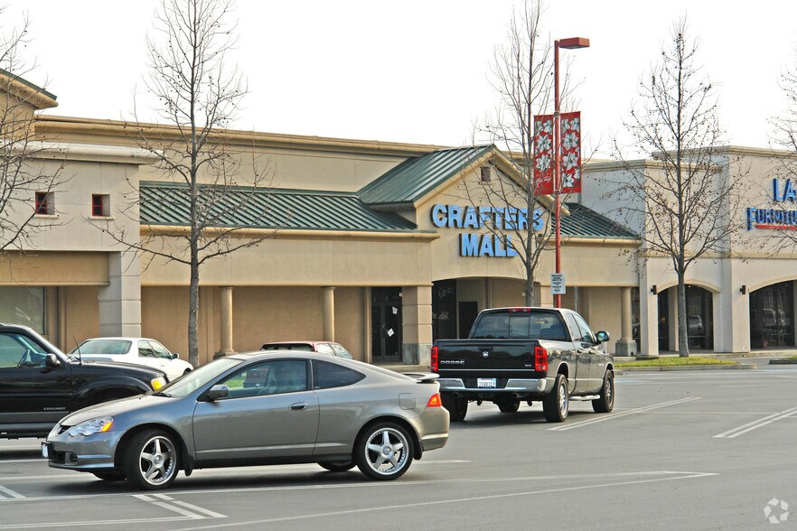 2355-2375 Athens Ave, Redding, CA à vendre - Photo principale – Image 1 sur 14