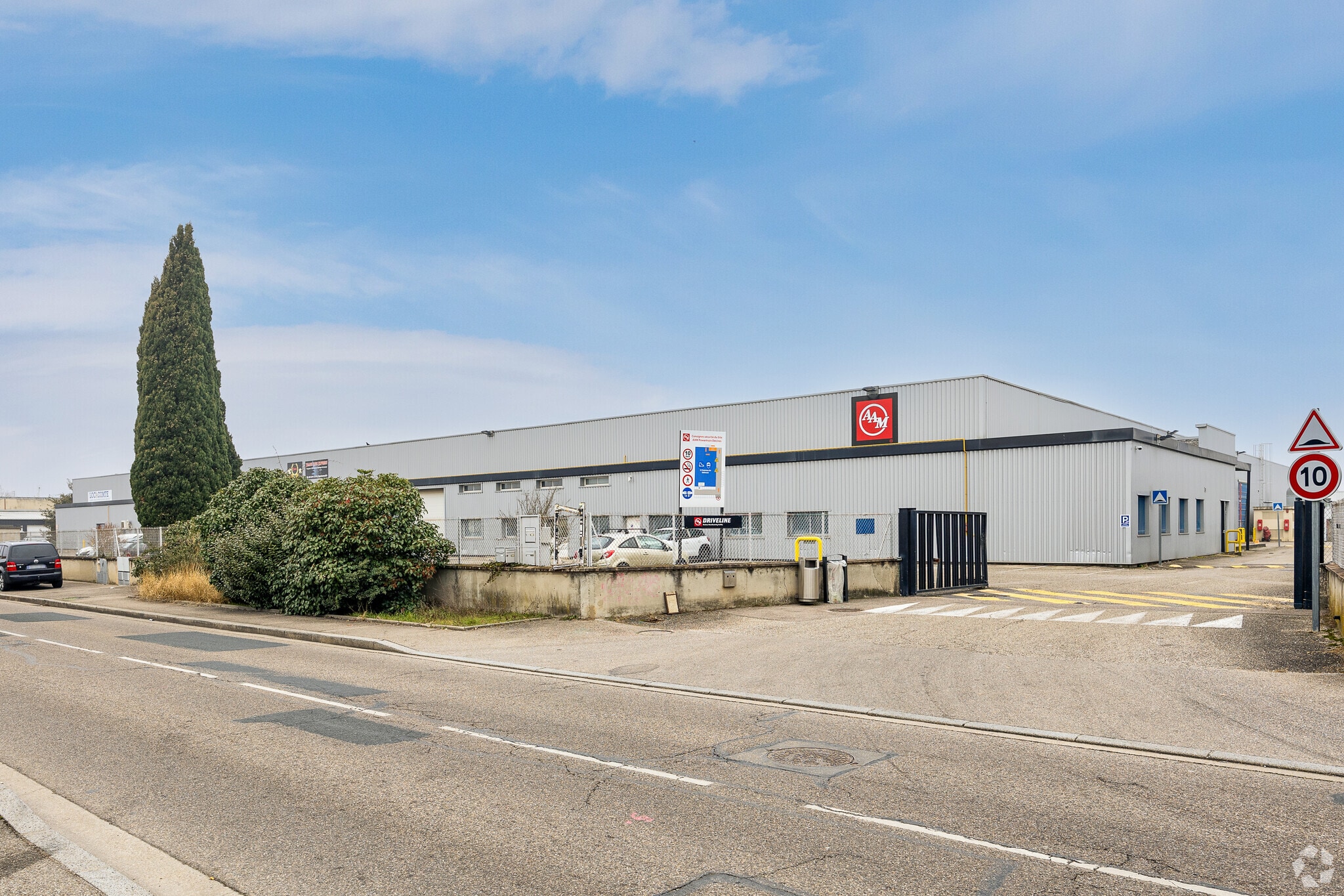 49 Rue Vaucanson, Décines-Charpieu à louer Photo principale– Image 1 sur 6