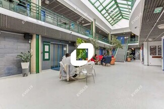 Plus de détails pour Bureau à louer