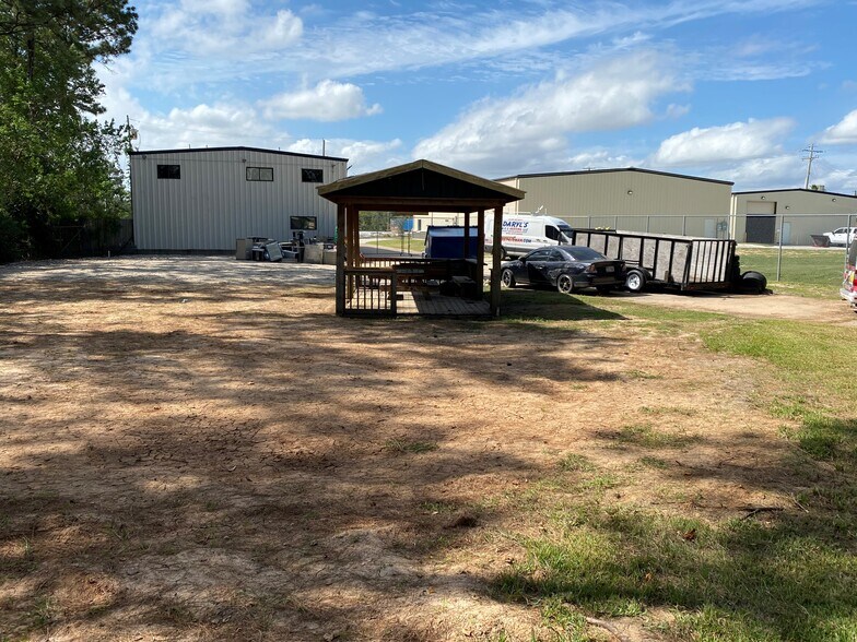 4229 Interstate 45, Dickinson, TX à louer - Photo de l’immeuble – Image 3 sur 3