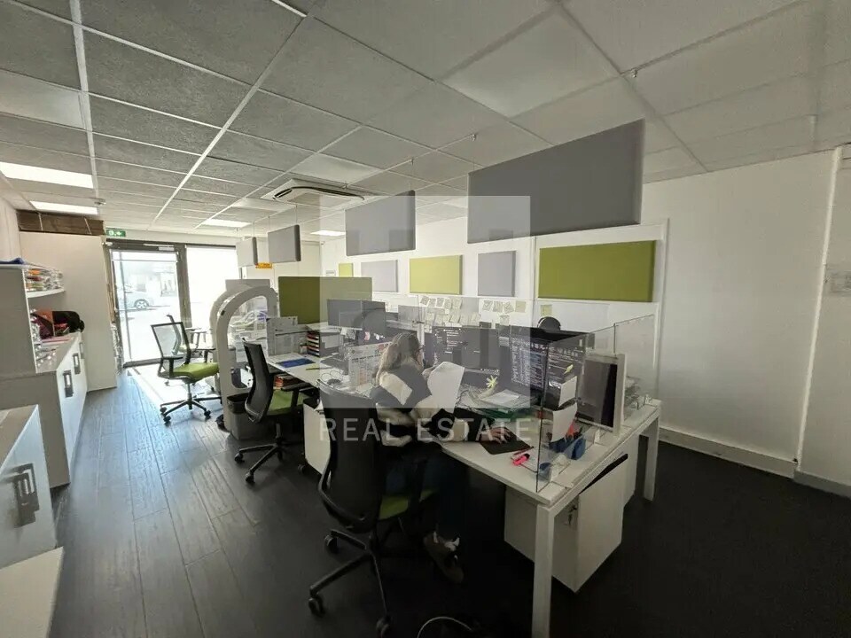 Bureau dans Bron à vendre Photo intérieure– Image 1 sur 10