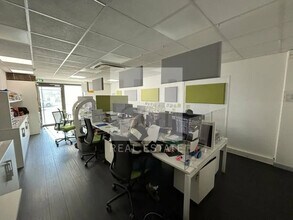 Bureau dans Bron à vendre Photo intérieure– Image 1 sur 10