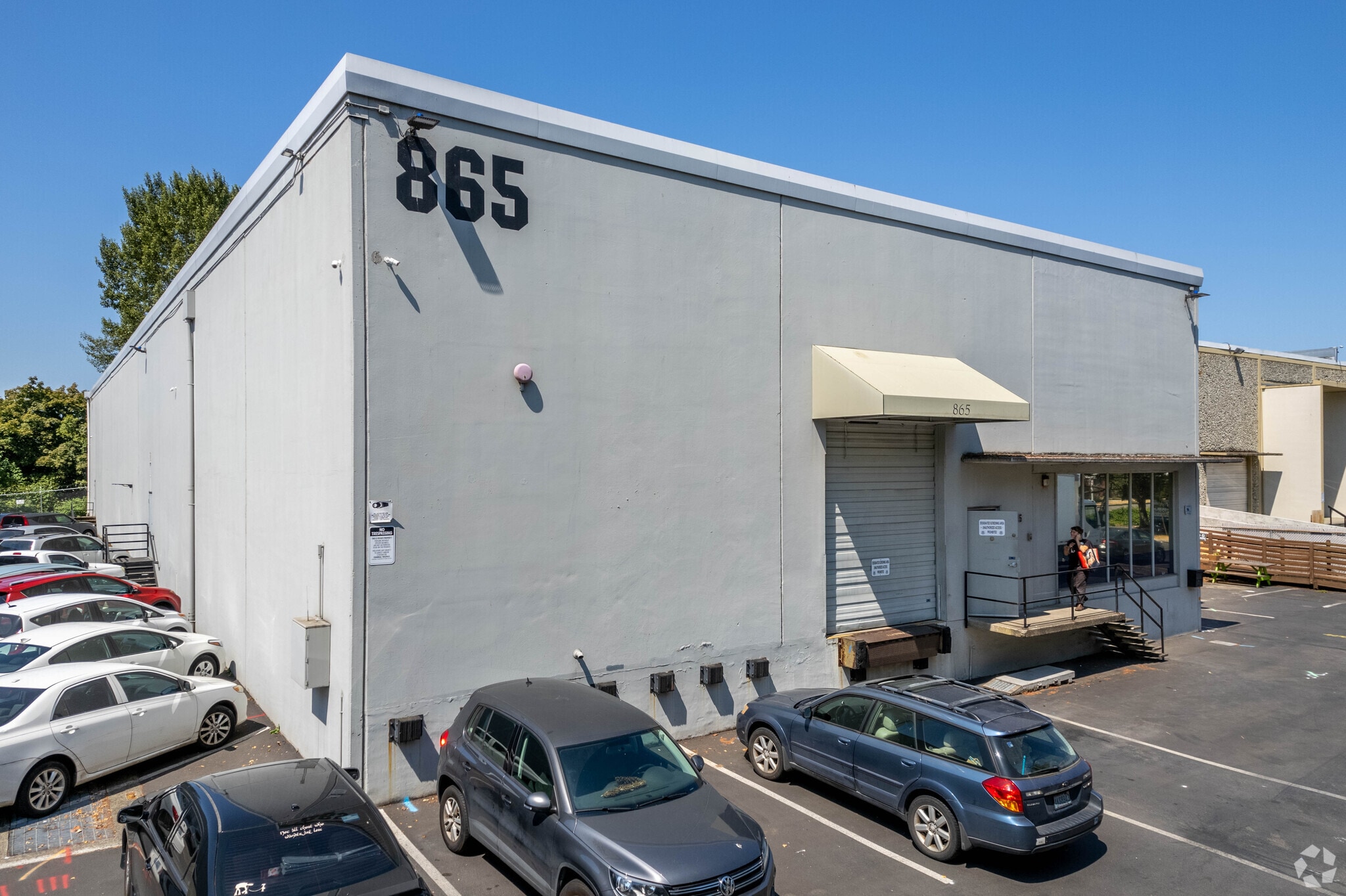 865 Lind Ave SW, Renton, WA à louer Photo principale– Image 1 sur 4