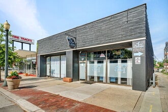 307 N Chicago St, Joliet, IL à louer Photo intérieure– Image 2 sur 25