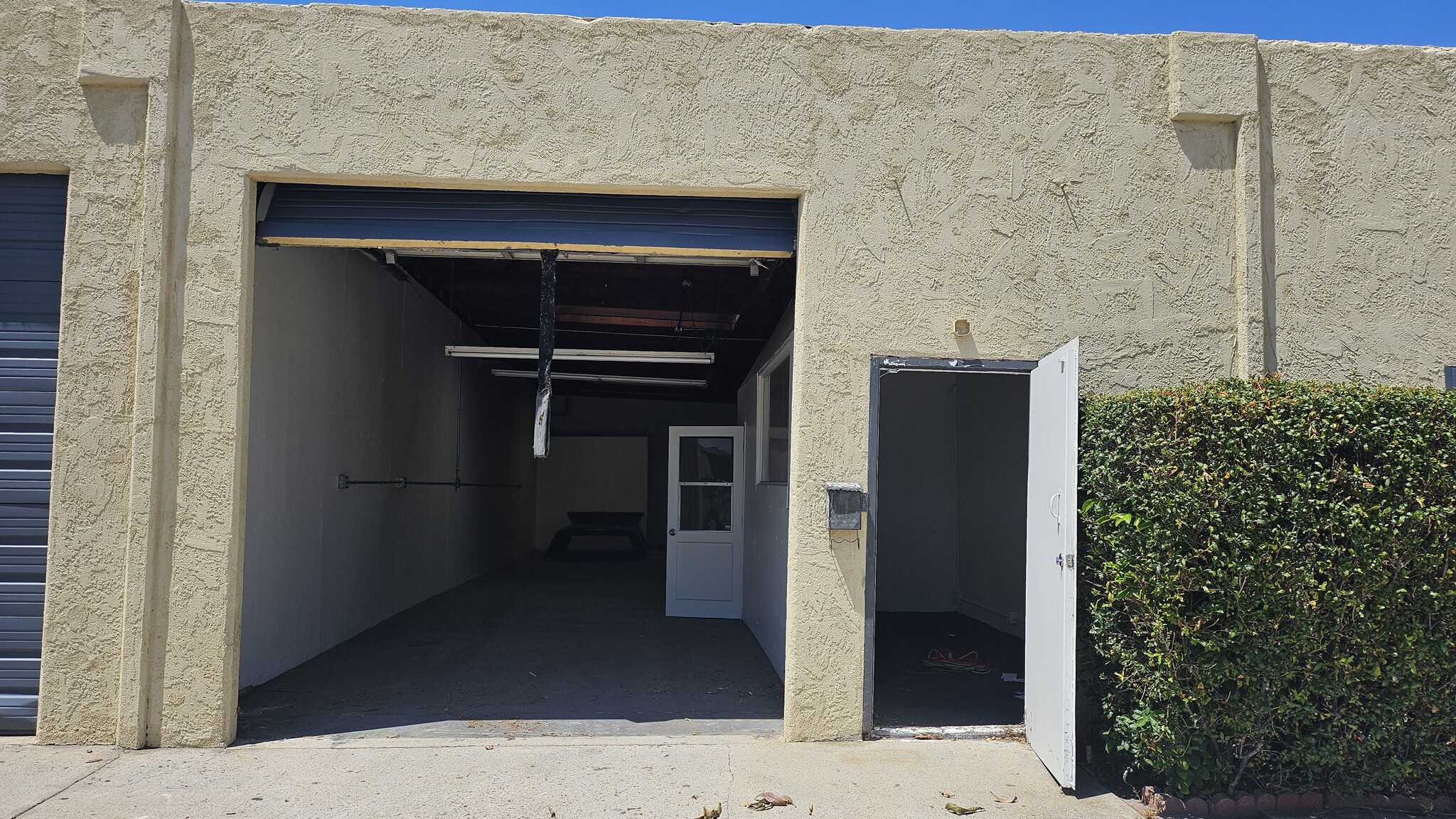 1288 W Lambert Rd, Brea, CA à louer Photo de l’immeuble– Image 1 sur 5