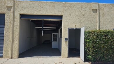 1288 W Lambert Rd, Brea, CA à louer Photo de l’immeuble– Image 1 sur 5
