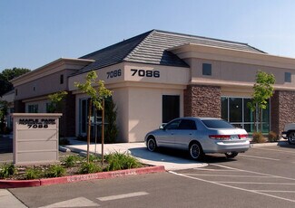 Plus de détails pour 7086 N Maple Ave, Fresno, CA - Bureau à louer