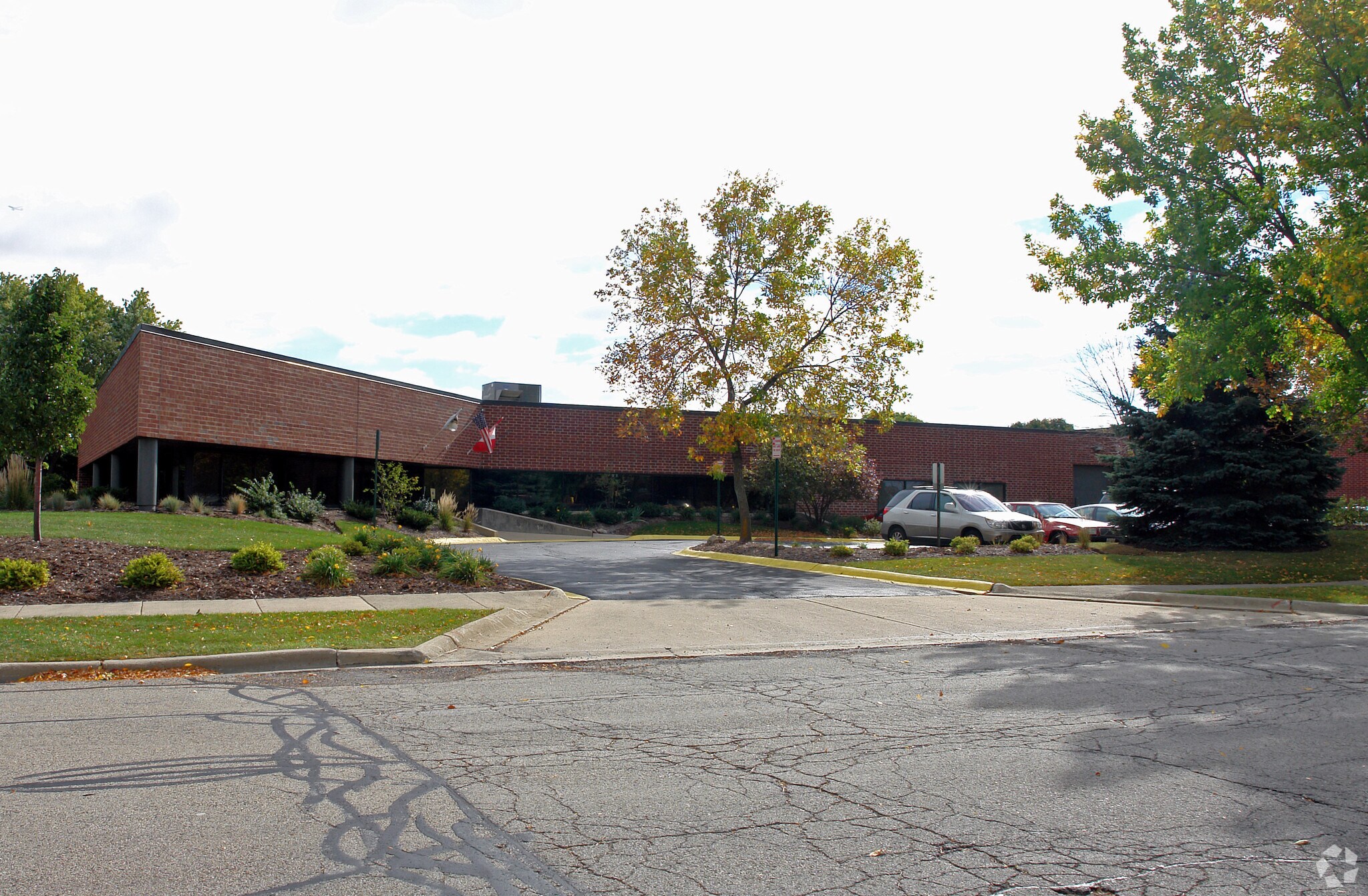 1651 Wilkening Ct, Schaumburg, IL à vendre Photo principale– Image 1 sur 14