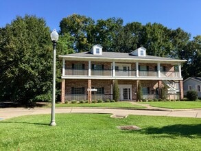 2113 Government St, Ocean Springs, MS à louer Photo intérieure– Image 2 sur 2
