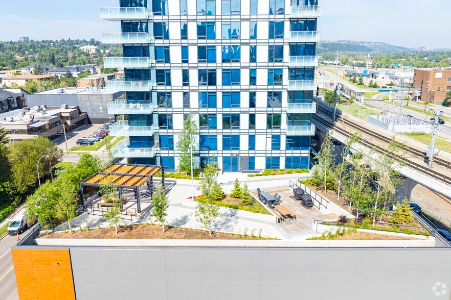 1538 10 Av SW, Calgary, AB à louer - Photo intérieure – Image 3 sur 54