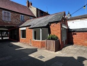 16 Cornwall Pl, Buckingham à louer Photo intérieure– Image 1 sur 8