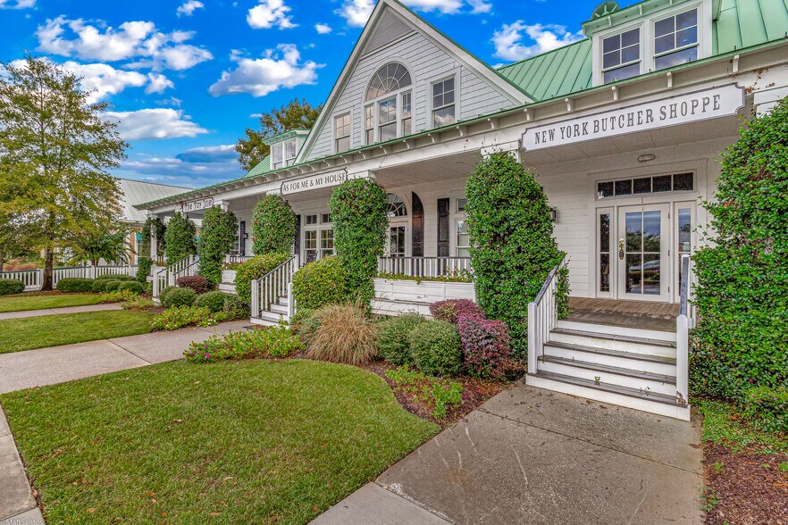 11382 Ocean Hwy, Pawleys Island, SC à louer - Photo de l’immeuble – Image 1 sur 20