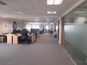 10 Bankhead Cswy S, Edinburgh à louer Photo intérieure– Image 1 sur 2