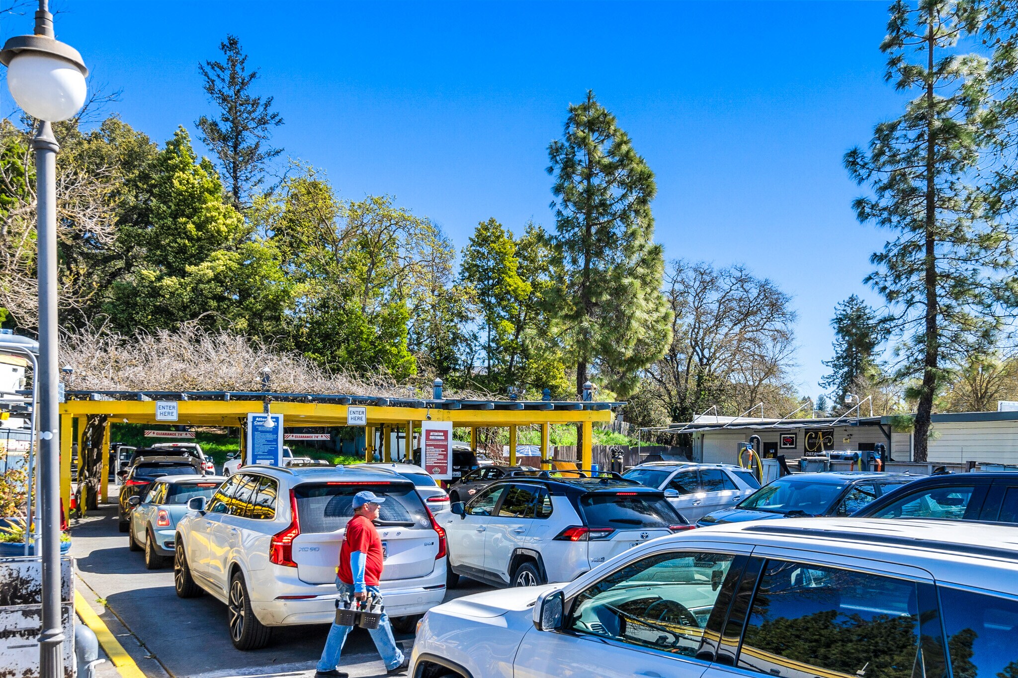 2700 Mendocino Ave, Santa Rosa, CA à vendre Photo principale– Image 1 sur 20