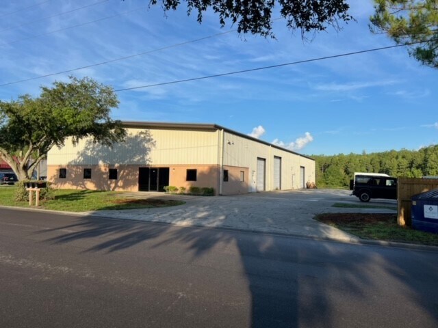 2509 Success Dr, Odessa, FL à louer - Photo de l’immeuble – Image 3 sur 32