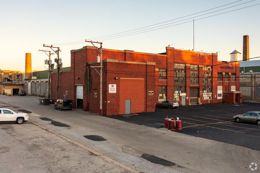 5301-5323 S Western Ave, Chicago, IL à louer - Photo de l’immeuble – Image 2 sur 13
