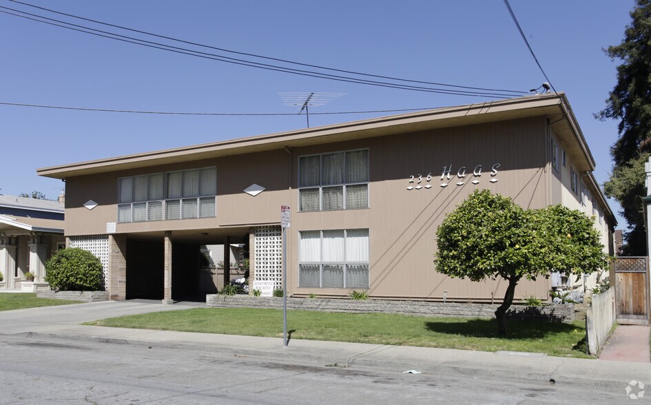 236 Haas Ave, San Leandro, CA à vendre - Photo principale – Image 1 sur 139