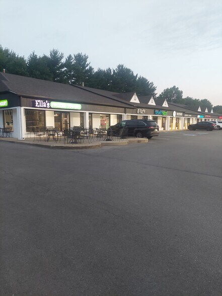 520 N State Road 135, Greenwood, IN à louer - Photo de l’immeuble – Image 2 sur 5