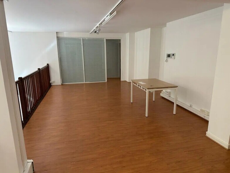 Bureau dans Lille à louer - Photo de l’immeuble – Image 2 sur 6